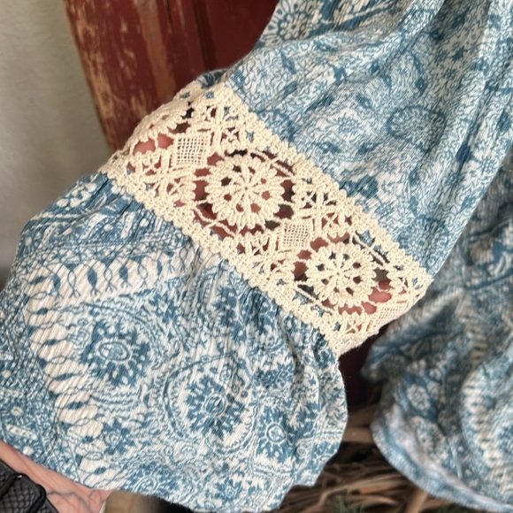 Blue Boho top - Picture 3 of 7